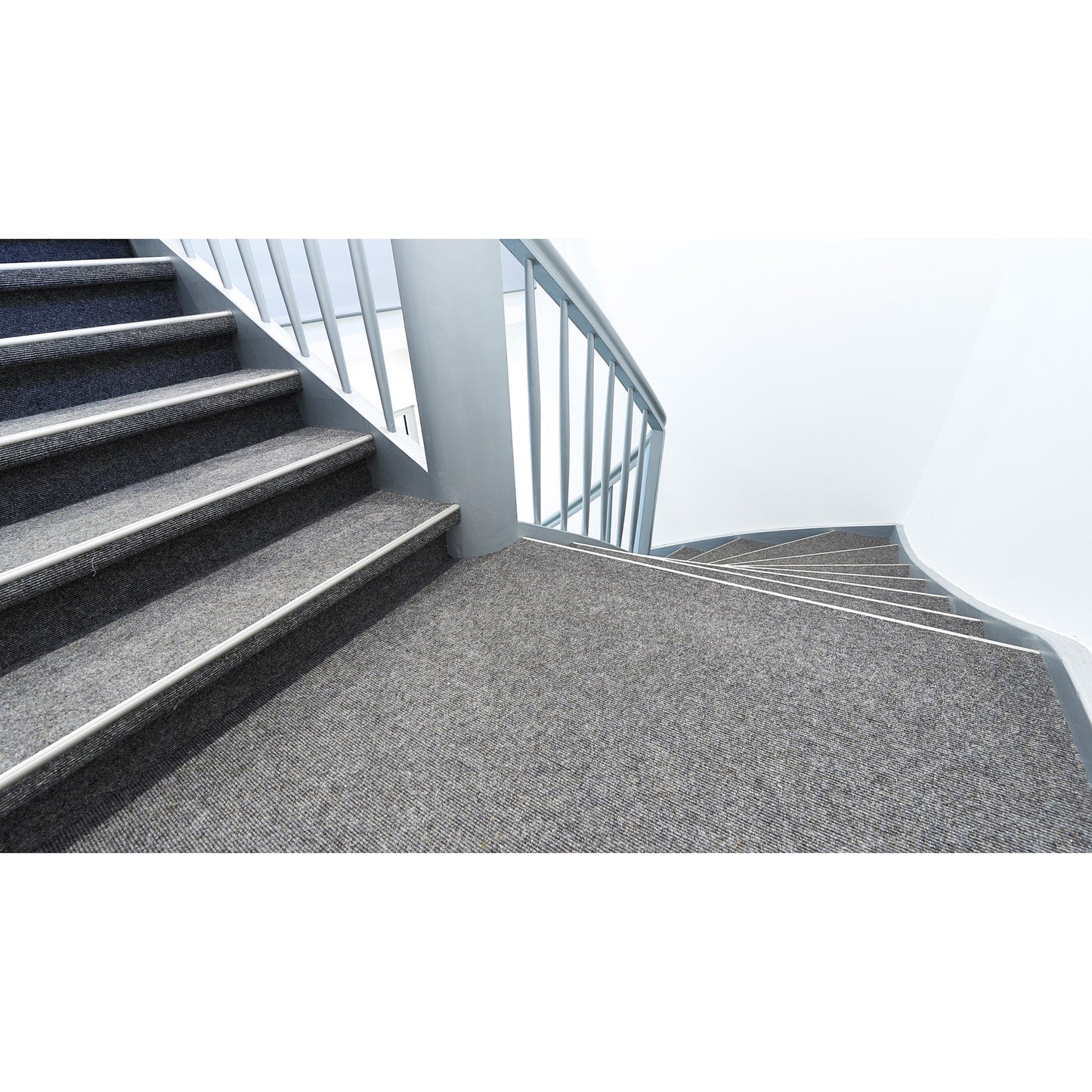 Tretford Treppenprofil Farbe neusilber 3 Meter